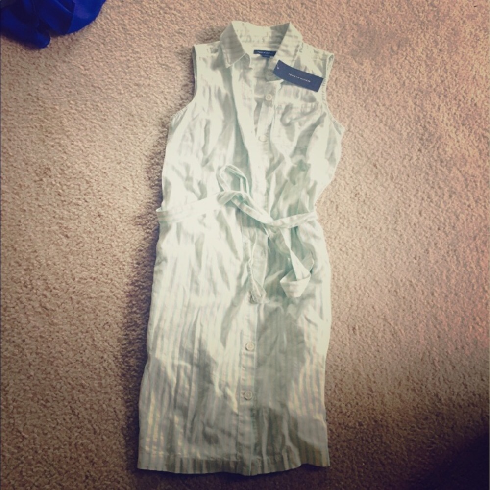 Tommy H button stripe dress